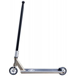 Striker Gravis Scooter S